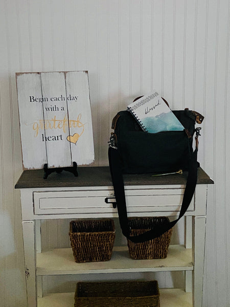 Grateful Heart Pallet Sign